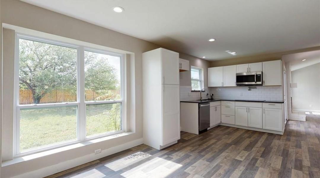 Advanced Window Solutions: Service Image-13 Advanced Window Solutions: Service Image-13